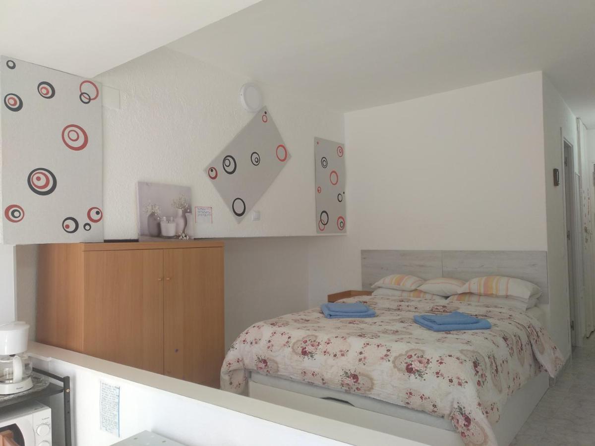 Апартаменты La Pineda Beach Studio Near Port Aventura Экстерьер фото